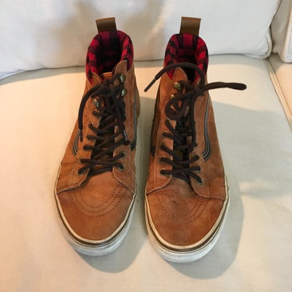 Vans Unisex SK8-Hi Skate Sneakers - Picture 2 of 6